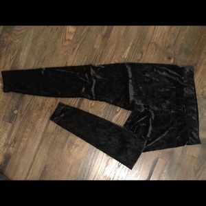 Black velvet legging